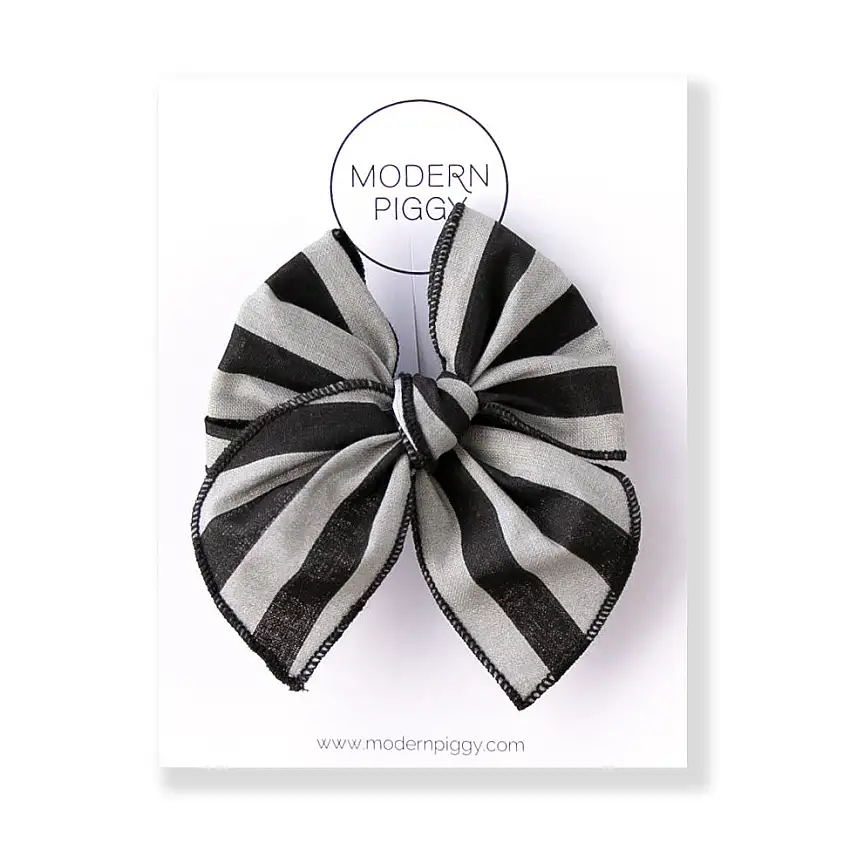 Beetlejuice | Petite Party Bow