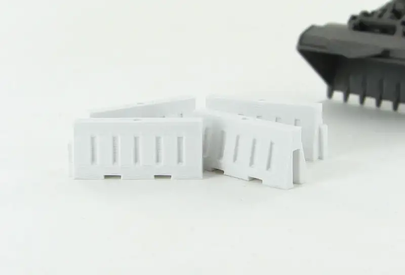 3D To Scale 50-102-WT 1/50 – Water-Filled Safety Barriers White