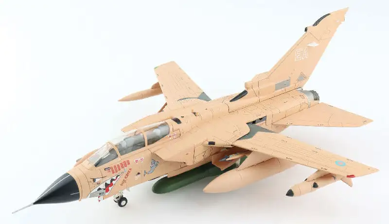 Hobby Master HA6704 1/72 Scale Tornado Gr.1 - No.15 Sqn Royal Air Force