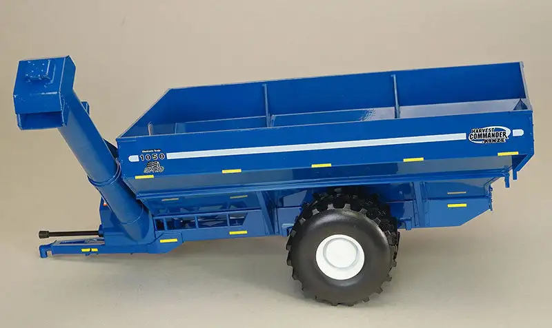 Spec Cast GPR-1338 1/32 Scale Kinze Grain Cart