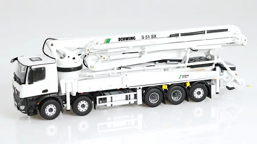 NZG 1062 1/50 Scale Mercedes-Benz Arocs 10x4