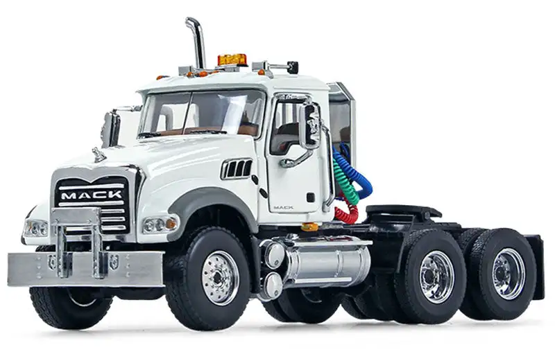 First Gear 50-3115C 1/50 Scale Mack Granite Mp