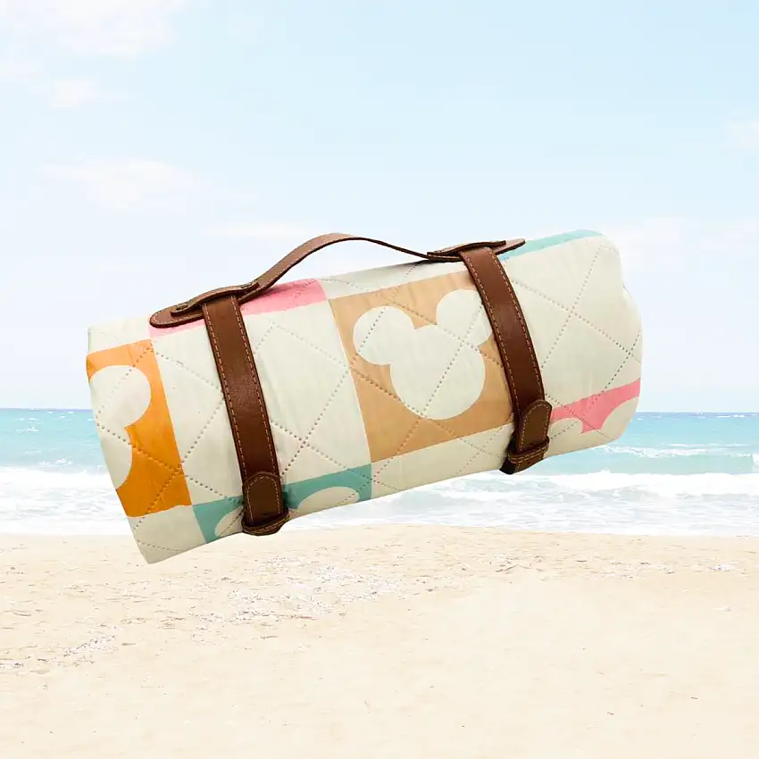 Checkered Magic Quilted Water Resistant Beach Mat