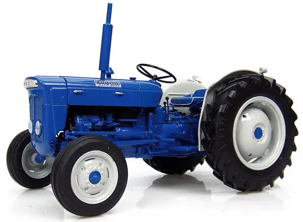 Universal Hobbies 2902 1/16 Scale Fordson Super Dexta - Diesel 2000 Tractor