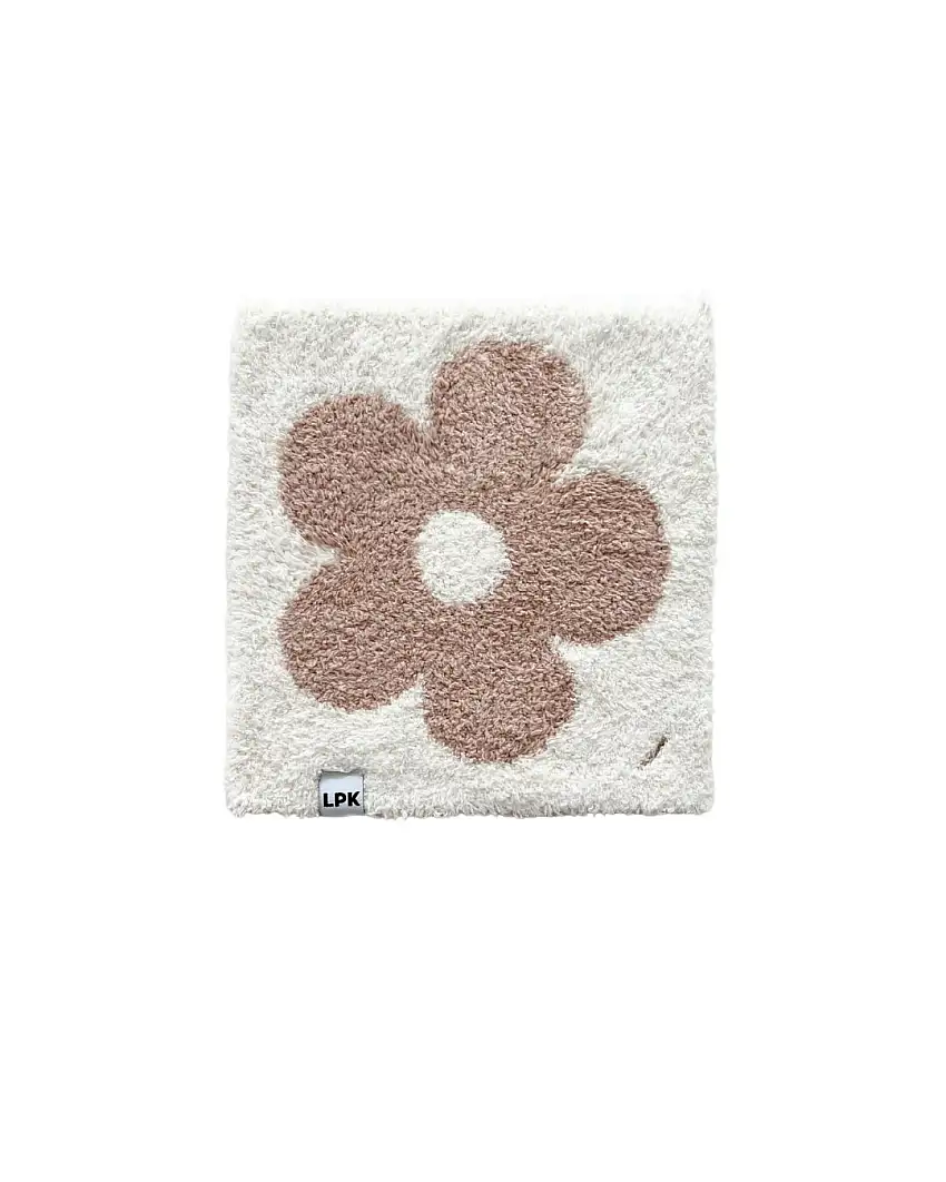 Daisy Plush Lovey | Latte