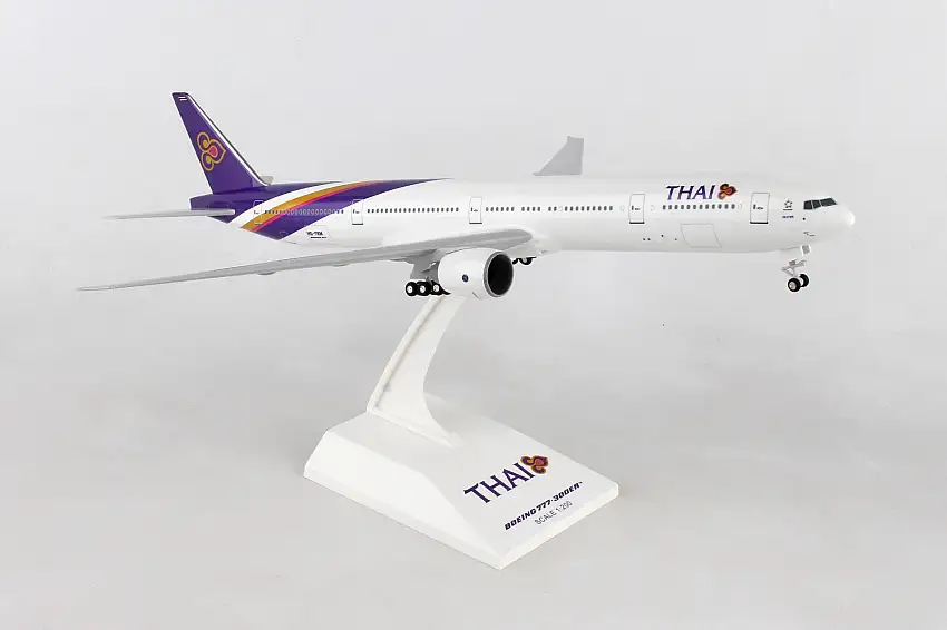 Skymarks SKR944 Skymarks Thai 777-300 1/200 W/Gear