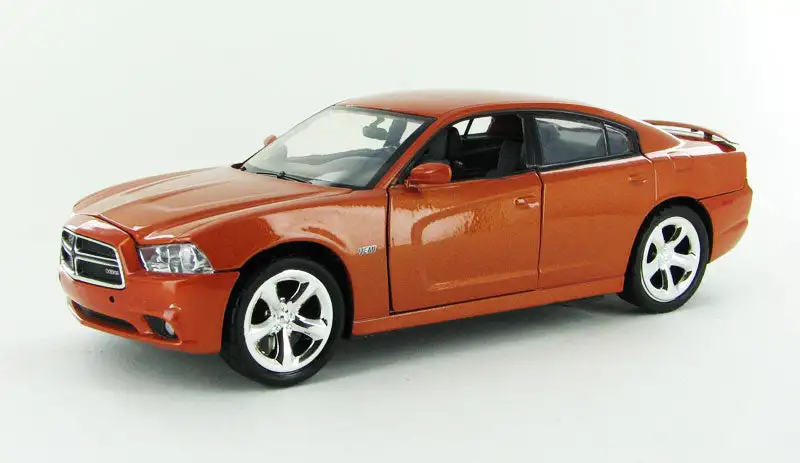 Motormax 73354OR 1/24 Scale 2011 Dodge Charger R/T