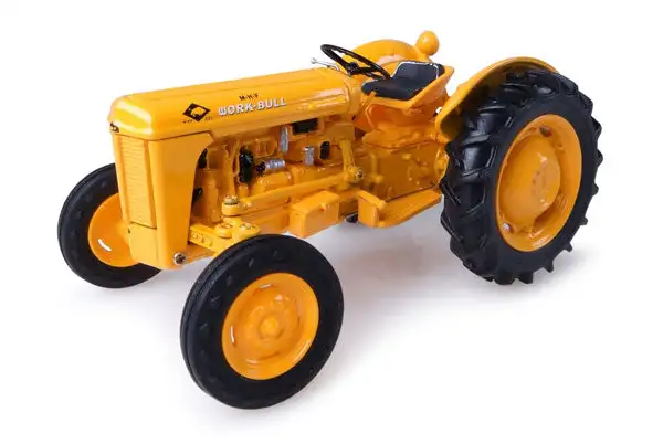 Universal Hobbies 4990 1/32 Scale Massey Harris Ferguson 202 Work Bull Tractor
