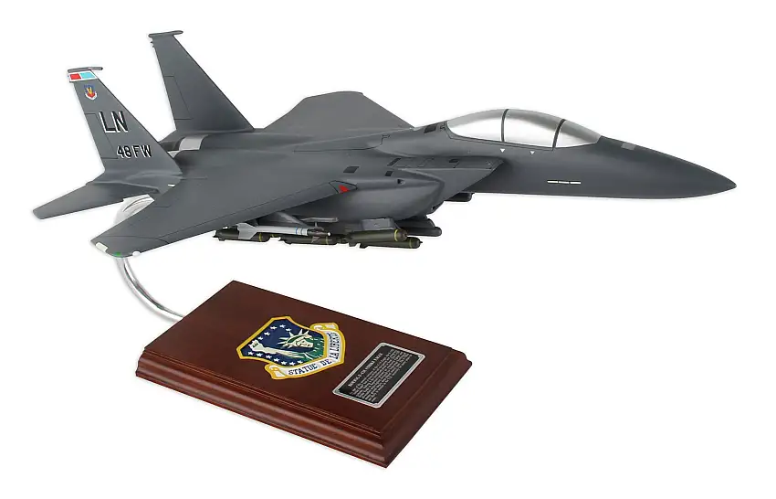 Executive Series SE0023W Exec Ser F-15E Strike Eagle 1/42 (Cf015Ets)