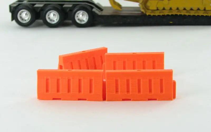 3D To Scale 50-102-OR 1/50 – Water-Filled Safety Barriers Orange