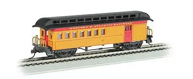 Bachmann 15201 HO Scale Old Time Wood Combine with Round-End Roof Western & Atl