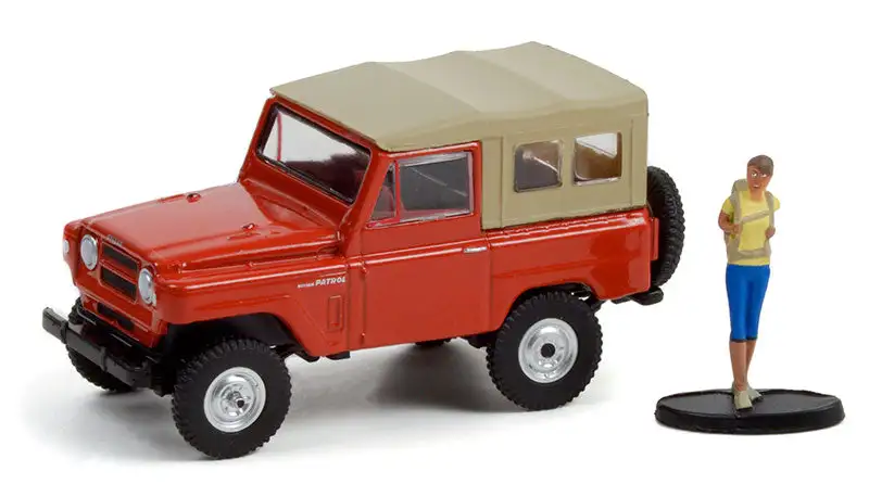 Greenlight 97120-A 1/64 Scale 1975 Nissan Patrol