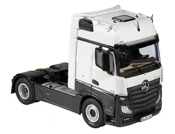 NZG 844-05 1/50 Scale Mercedes-Benz Actros Fh25 Gigaspace 4X2 Cab Only