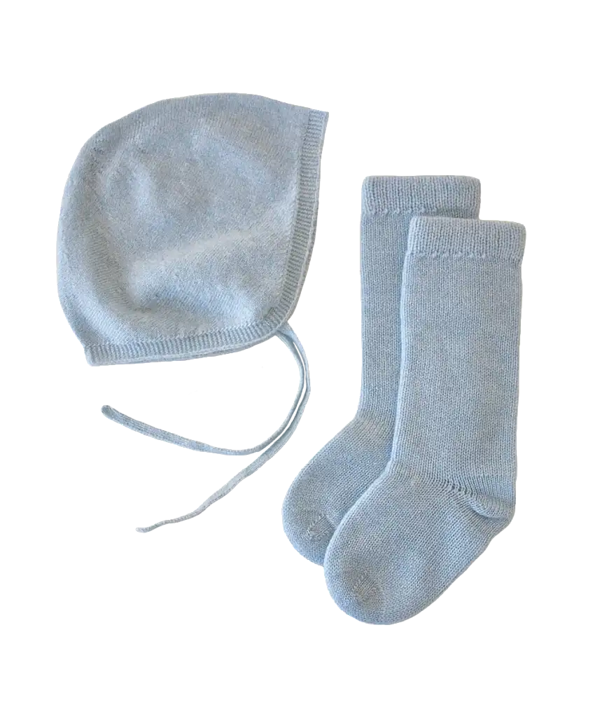 Baby Bonnet + Socks Gift Set - Hydrangea