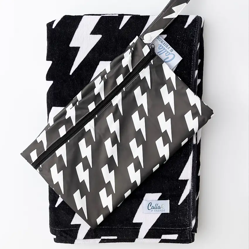 The Kenzie Beach Towel - Bolt