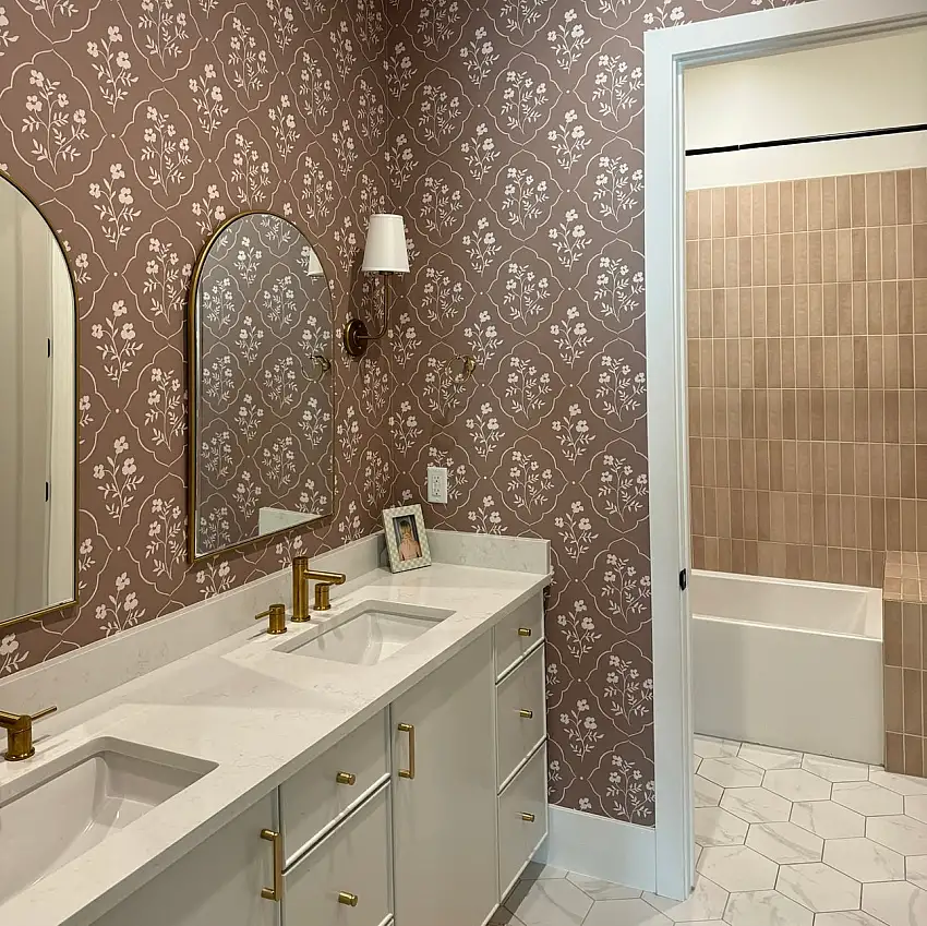 Della Wallpaper By Daphne And Sage