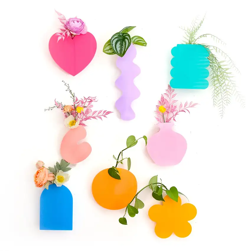 Hanging Propagation Planters And Bud Vases