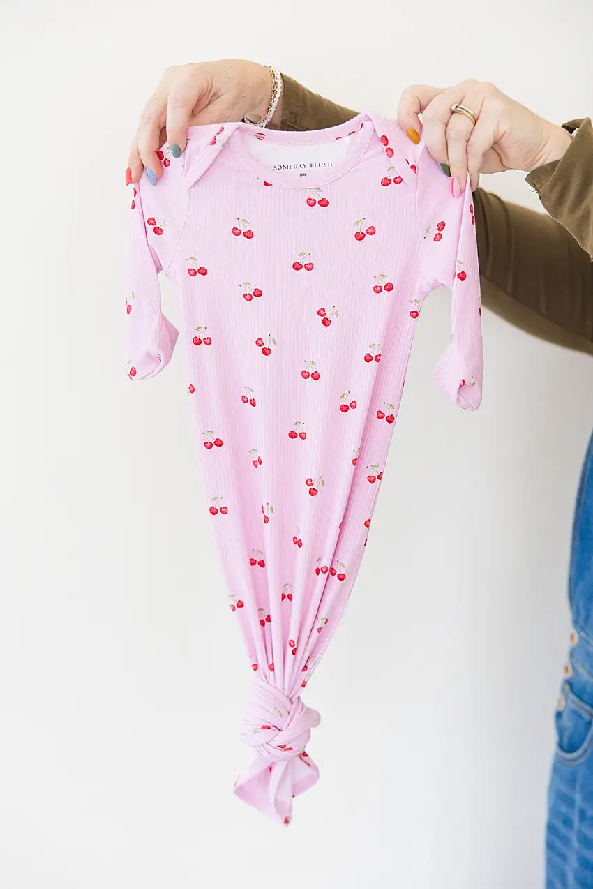 Cherry (ribbed) - Knot Gown