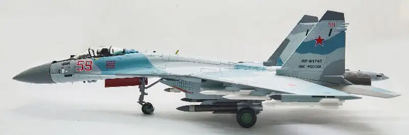 Hobby Master HA5709 1/72 Scale Su-35 Flanker E - Red 59 Russian Air