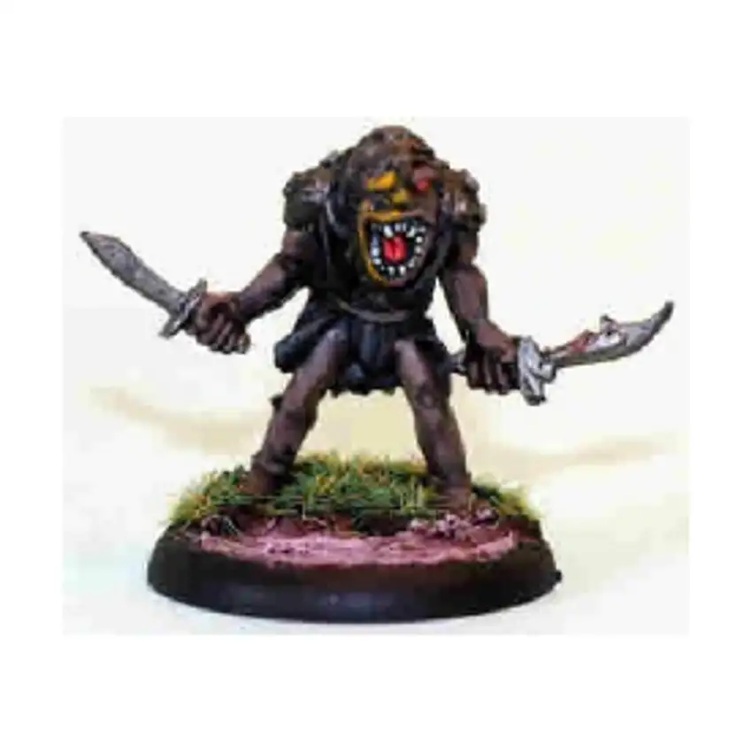 Orc Fanatic - Snarling w/2 Daggers