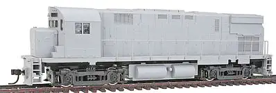 Atlas Model Railroad 10000228 HO Scale Alco C425 Phase II Horizontal Headlight - Standard DC - Master(R) Silver -- Undecorated