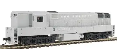 Atlas Model Railroad 7801 HO Scale Master Series Silver Diesel F-M H24-66 Train Master; Powered, DCC Ready -- Undecorated; Phase 1b w/Single Headlight & Large Numberboards