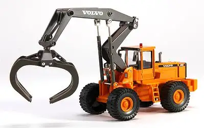 Atlas Model Railroad 820011 1/50 Scale Volvo L180C Timber Grappler - Assembled -- Yellow, Black