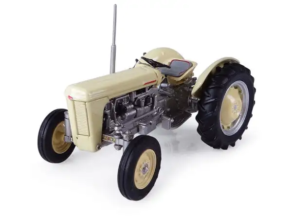 Universal Hobbies 4991 1/32 Scale Ferguson To 35 Tractor