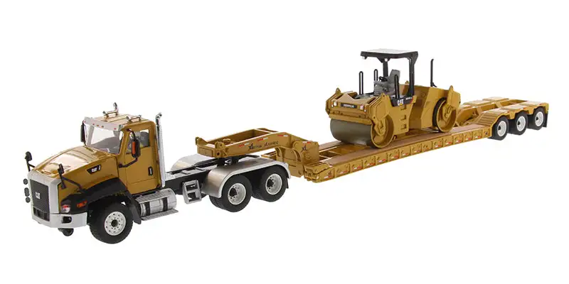 Diecast Masters 85601C 1/50 Caterpillar CT660 Day Cab Tractor