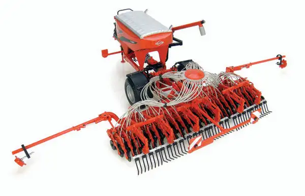 Universal Hobbies 4128 1/32 Scale Kuhn Tt 3500 Planter