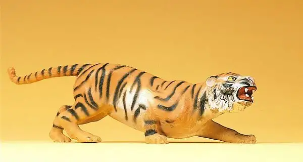 Preiser 47512 1/25 Scale Wild Animal Figures Tiger Charging w/Teeth Bared