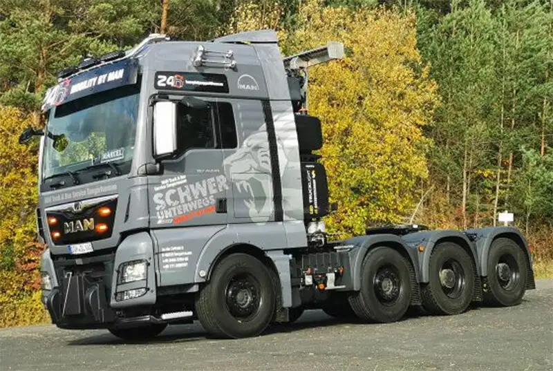Conrad 76001-05 1/50 Scale Sangerhausen - MAN TGX XXL D38 41.640 4-Axle