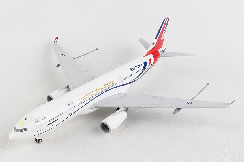 Skymarks SKR1058 Skymarks Raf A330-200 1/200 W/Gear Voyager