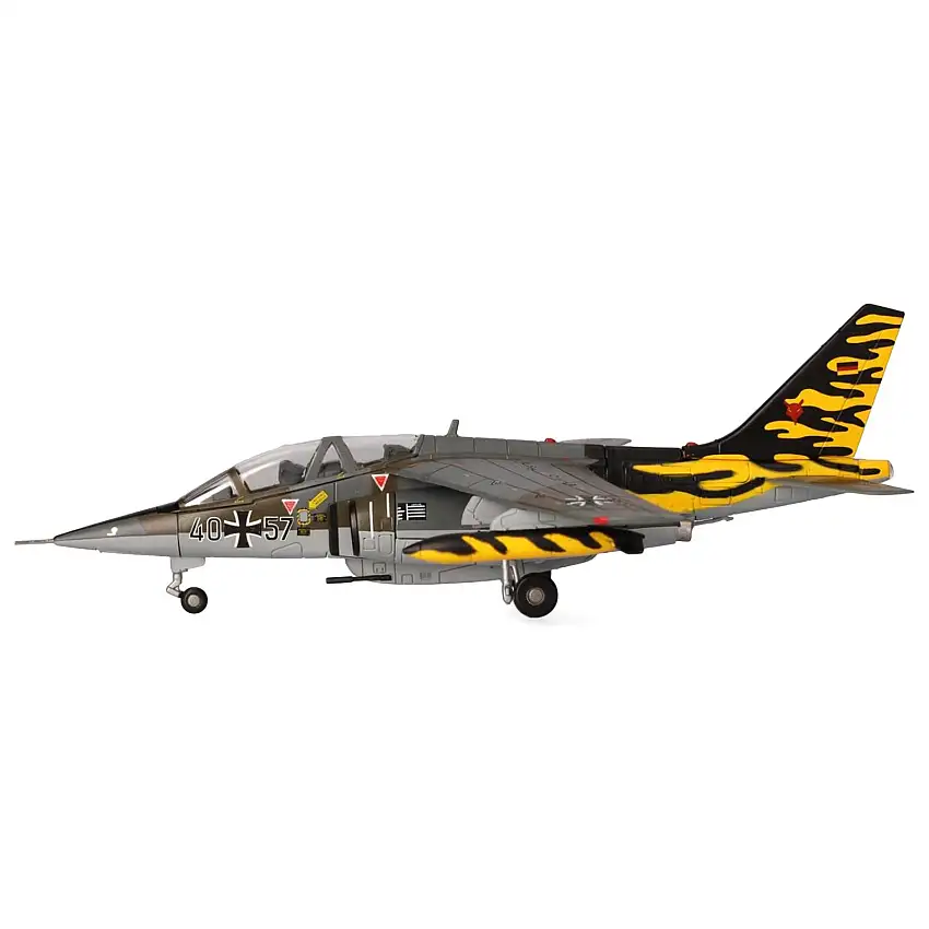 Dassault Alpha Jet A Aircraft "40+57 Fighter-Bomber Wing 43 JaboG 43 Oldenburg Air Base NATO Tiger Meet 1991" German Luftwaffe "Military" Series 1/72 Diecast Model Airplane by Herpa