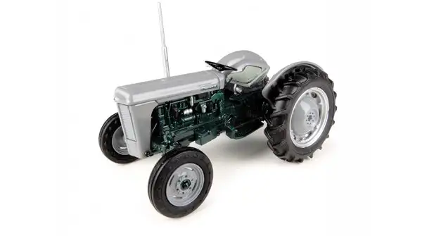 Universal Hobbies 4988 1/32 Scale Ferguson To 35 Launch Edition Tractor