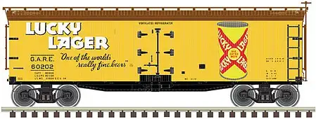 Atlas 50005624 N Scale 40' Wood Reefer - Ready to Run -- Lucky Lager 60202 (yellow, brown, red, white)