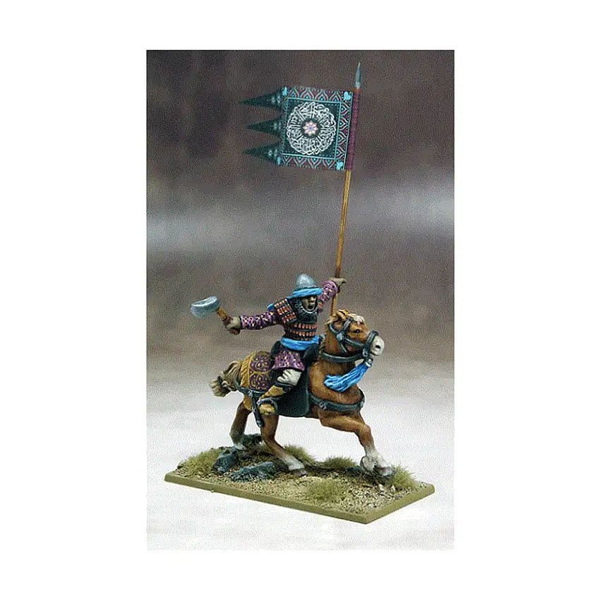 Saracen Warbanner Bearer