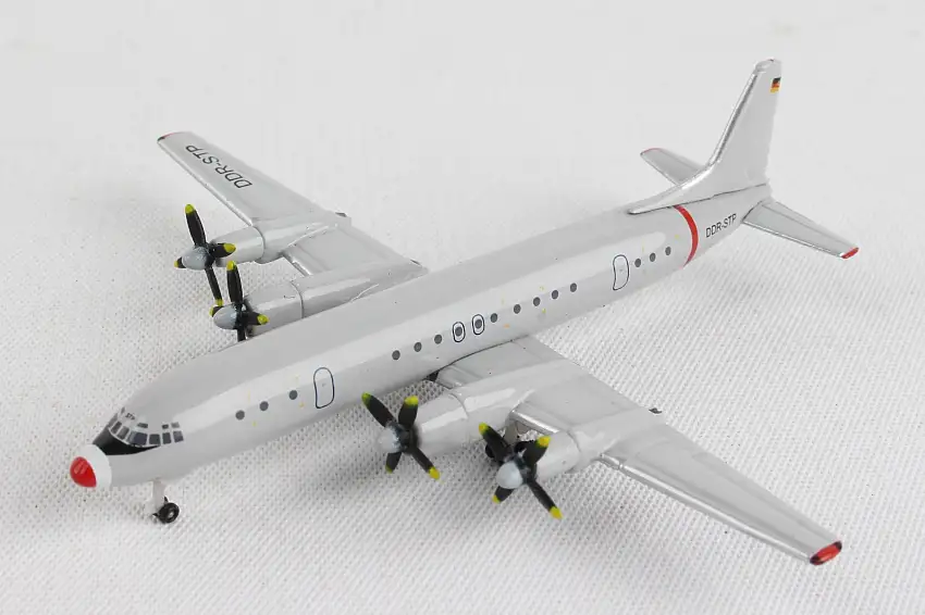 Herpa Wings HE533331 Interflug Il18 1/500 Tp Flugsicherung Graue Maus