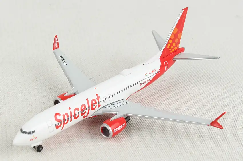 Herpa Wings HE533638 Spicejet 737Max8 1/500