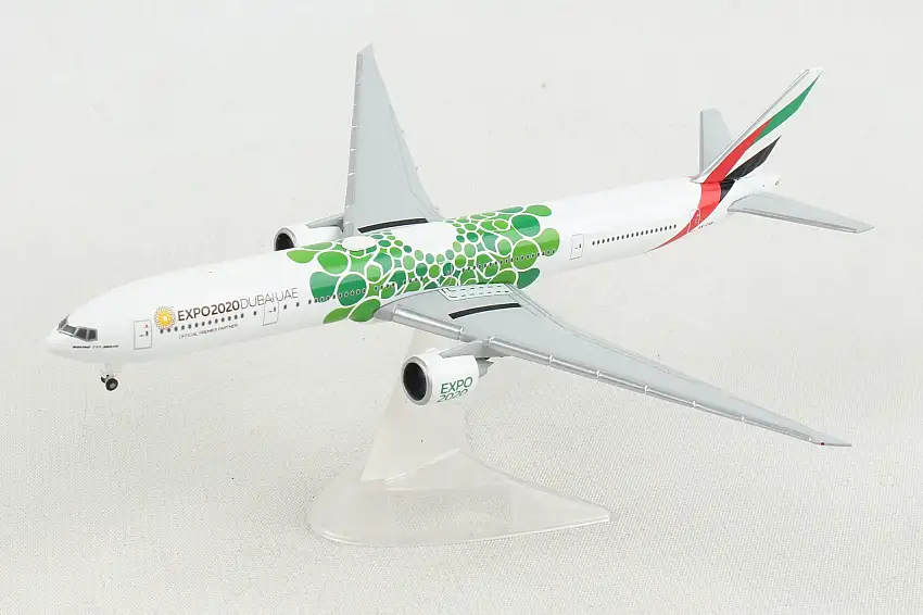 Herpa Wings HE533720 Emirates 777-300Er 1/500 Expo 2020 Sustainability