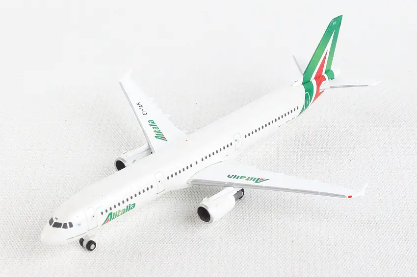 Herpa Wings HE533959 Alitalia A321 1/500