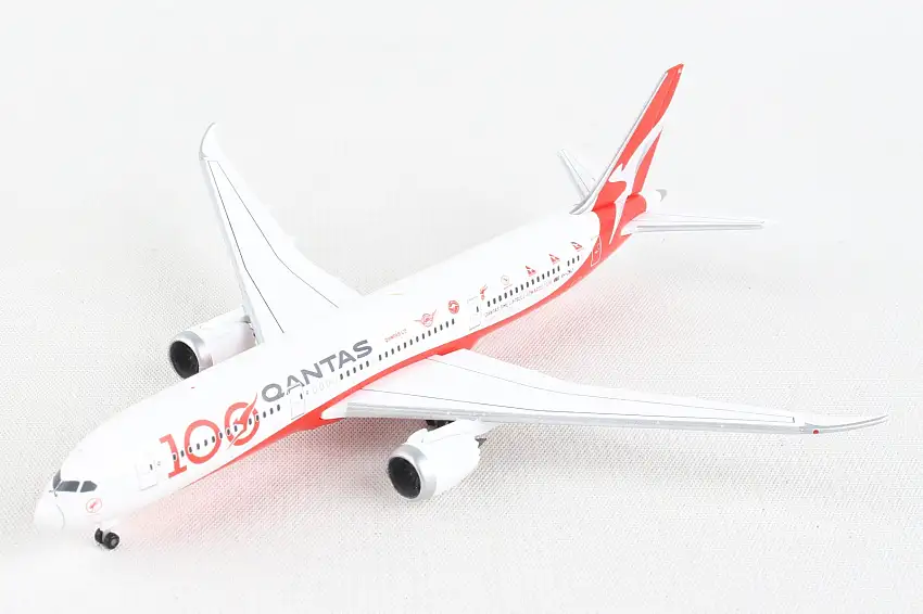 Herpa Wings HE534079 Qantas 787-9 1/500 100 Years