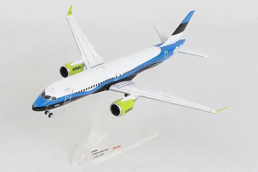 Herpa Wings HE570657 Air Baltic A220-300 1/200 Estonia
