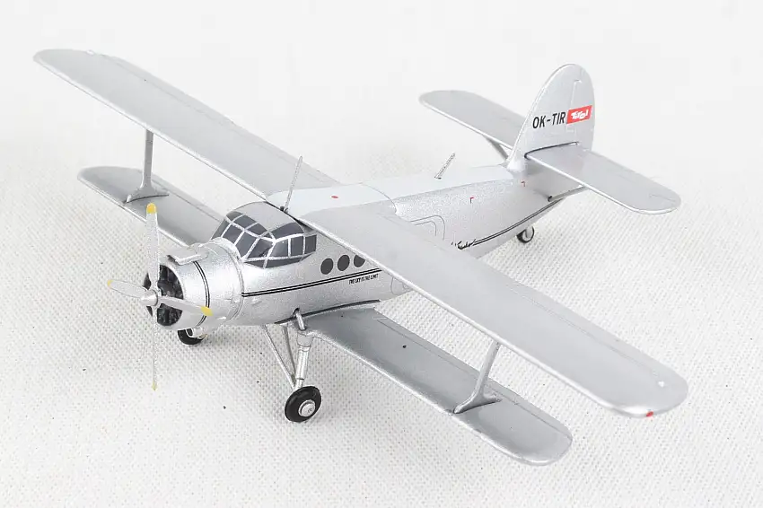 Herpa Wings HE570831 Tiroler Adler An2 1/200