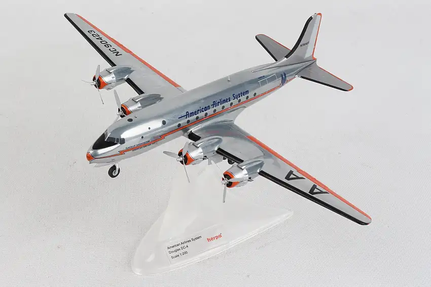 Herpa Wings HE570862 American Dc-4 1/200