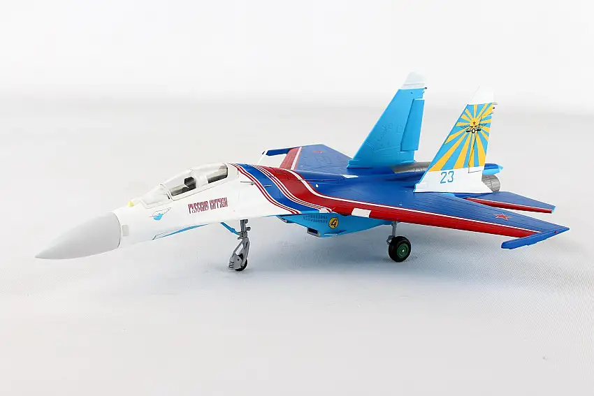 Herpa Wings HE580212 Russian Knights Su27Ub 1/72 Flanker C