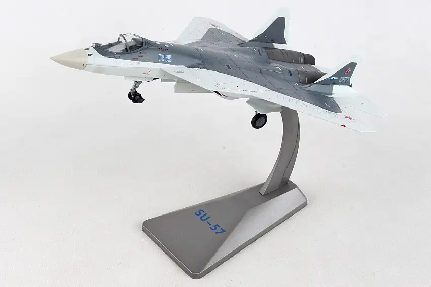 Herpa Wings HE580441 Sukhoi T-50/Su57 1/72 White Shark
