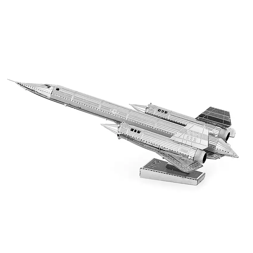 Model Kit Lockheed Martin SR-71 Blackbird Aircraft (Moderate Difficulty) Steel Model by Metal Earth