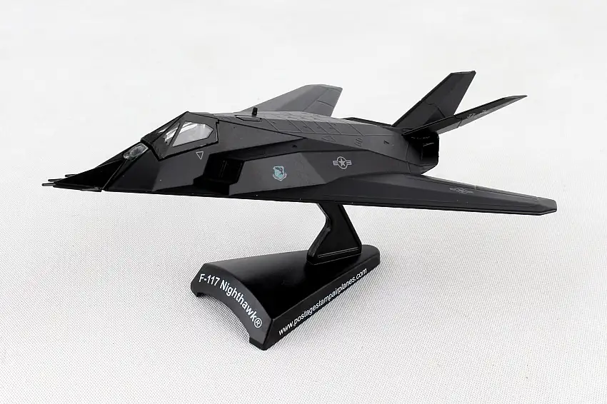 Planes PS5386 F-117 Usaf Nighthawkâ® 1/150