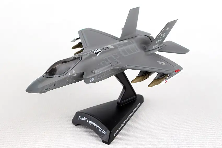 Planes PS5602 F-35 Lightning Ii 58Th Fs 1/144 Usaf